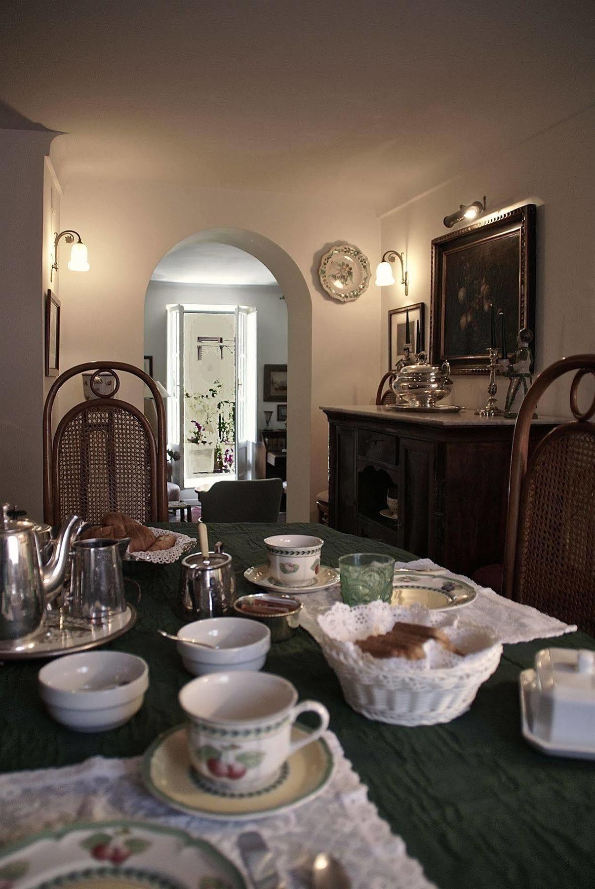 B&B Casa De Luca A Campo De Fiori Рим Экстерьер фото